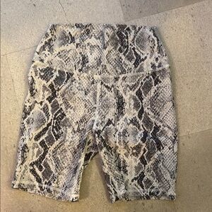 Alo Yoga bike shorts
